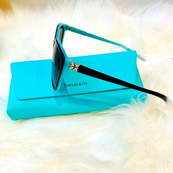 TIFFANY & CO. AUTHENTIC SUNGLASSES 4089B CAT EYE SHAPE CRYSTAL BUTTERFLY ACCENT - Picture 3 of 11